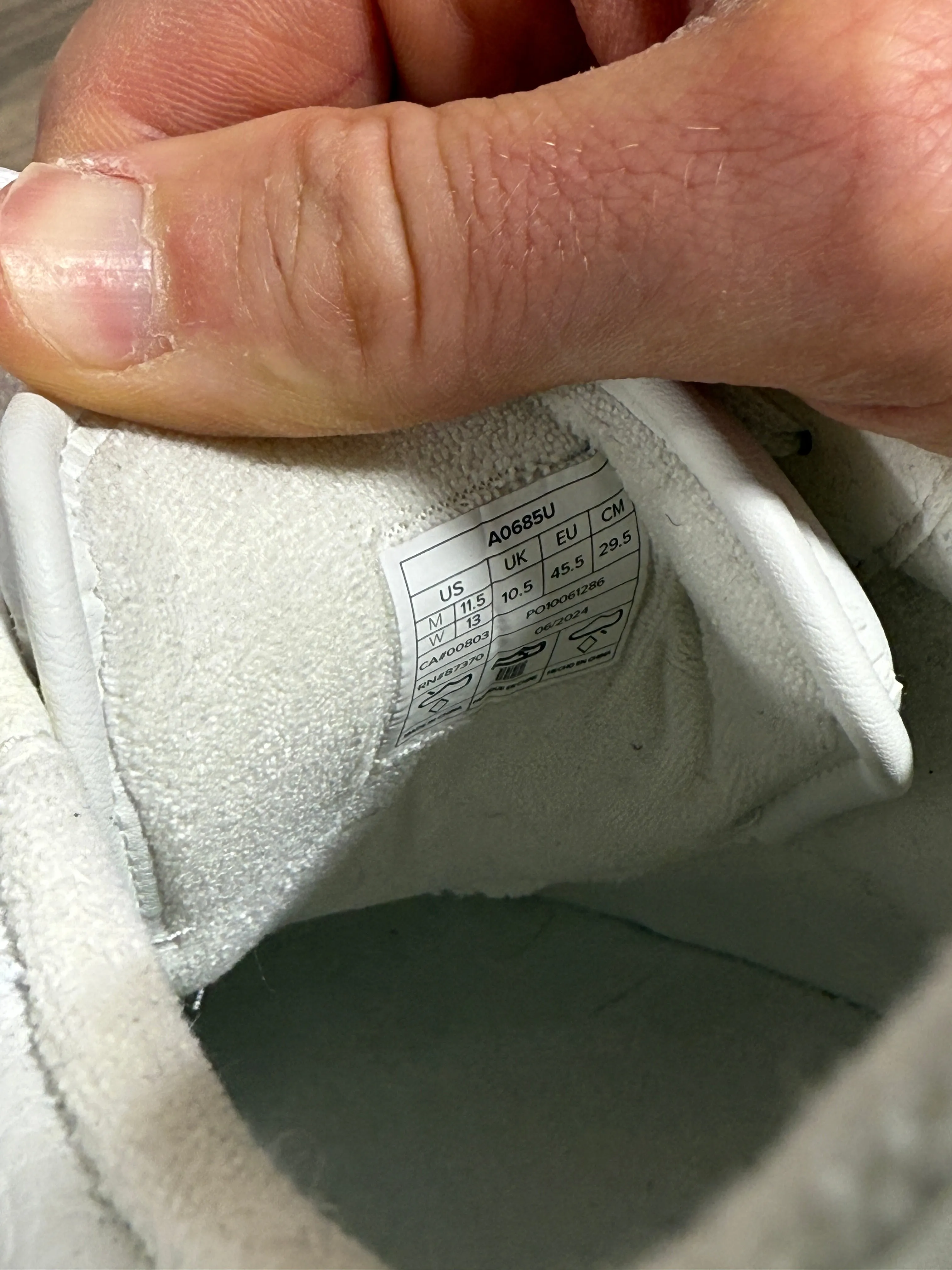 Alo Mens Sneakers Sz 11.5