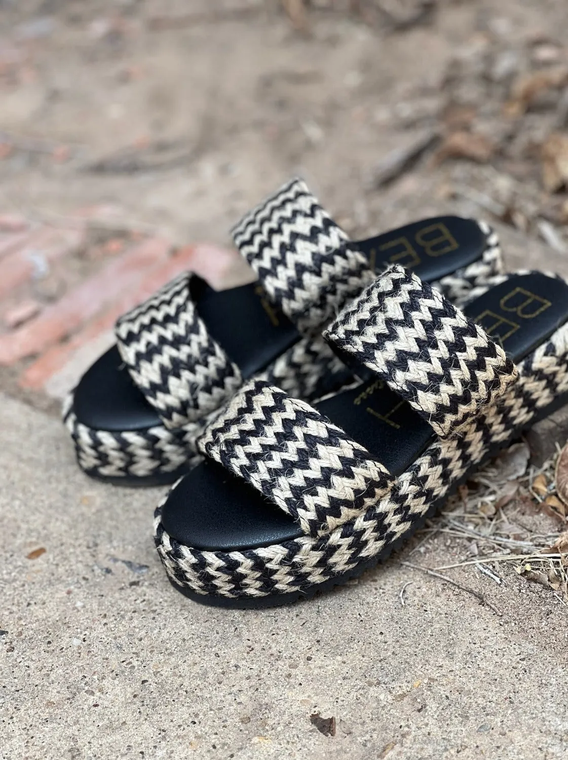 Borderline Black & Tan Platform Sandal
