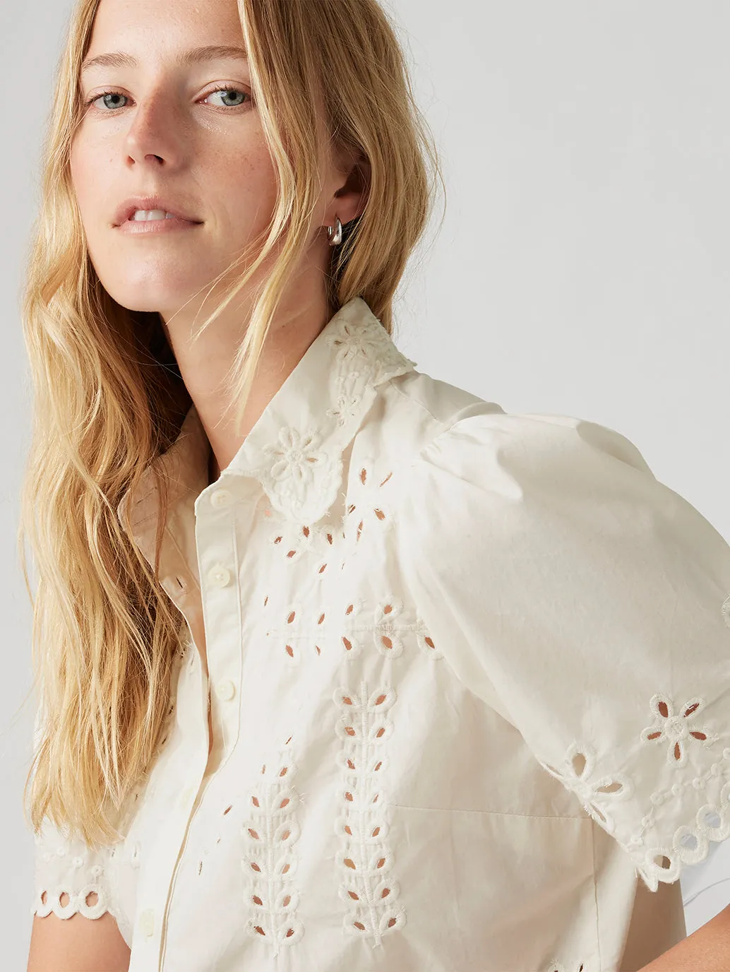 Women's Schiffli Spread Collar Shirt