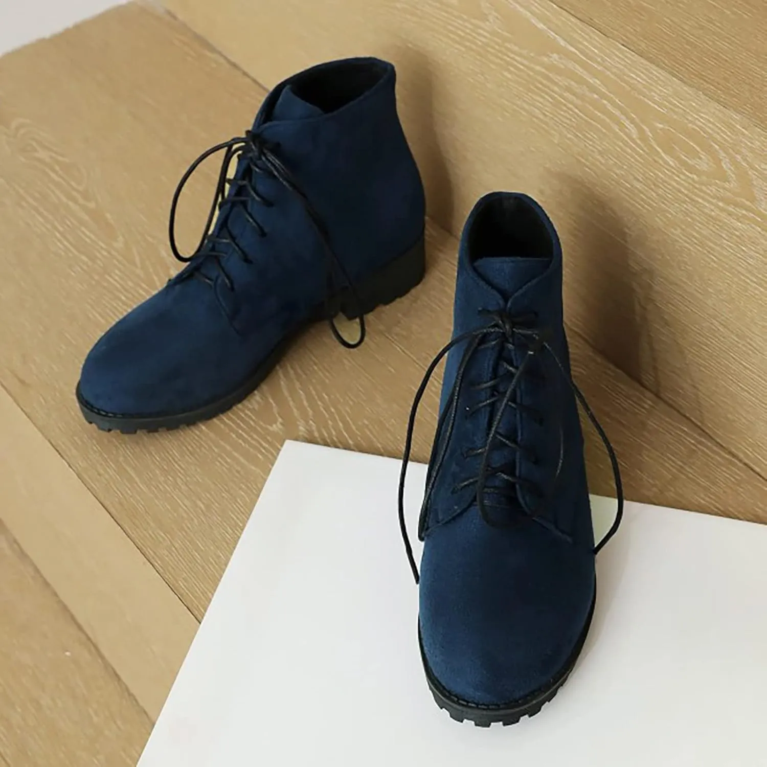 Work Boots for Women Ankle Warm Booties for Women Cute Womens Boots Non Slip Work Shoes Women Cover Heel Round Toe Lug Sole Low Heel Chelsea Fashion